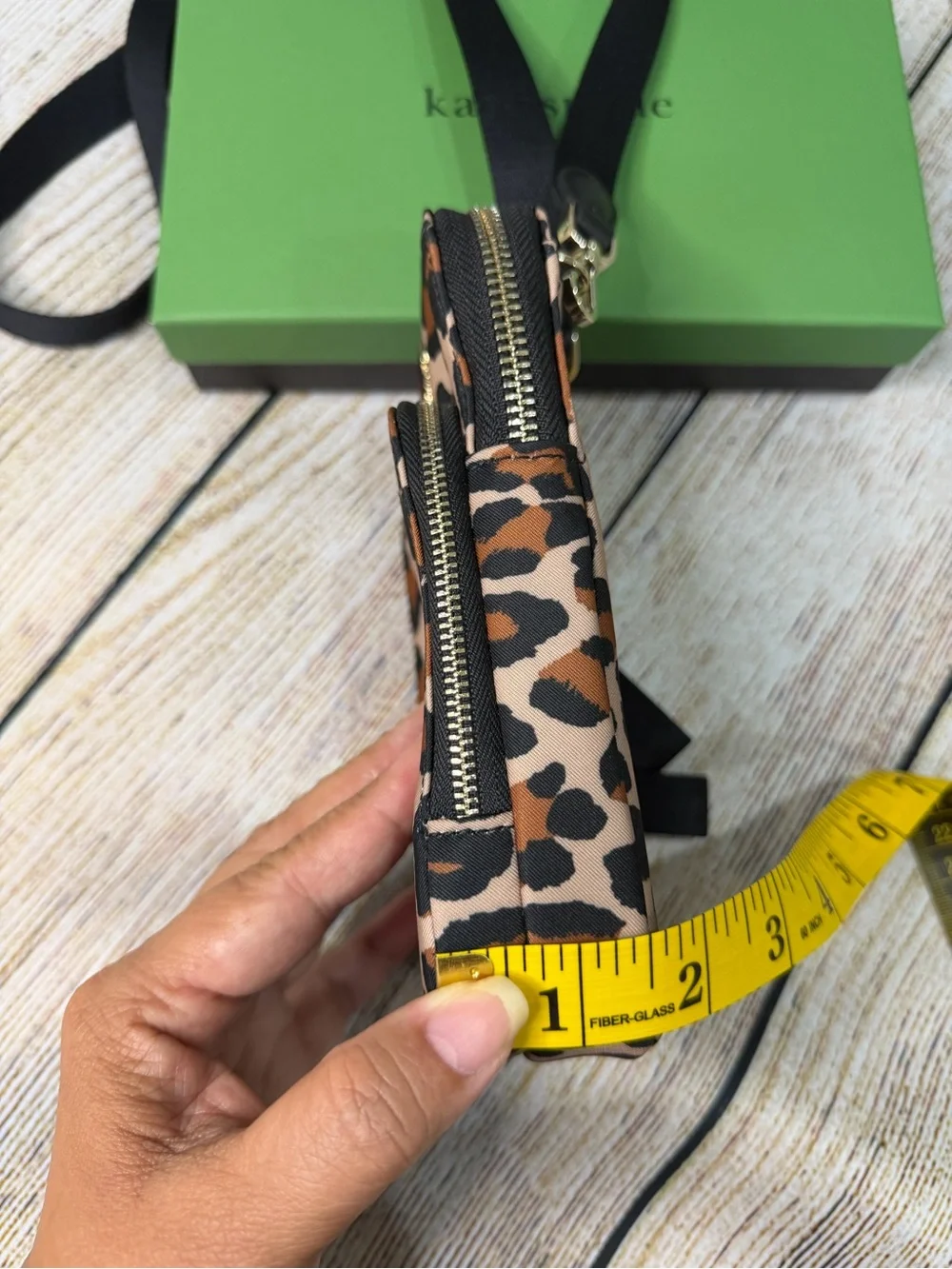 NWOT Kate Spade Chelsea North South Dual Zip Crossbody Phone Bag